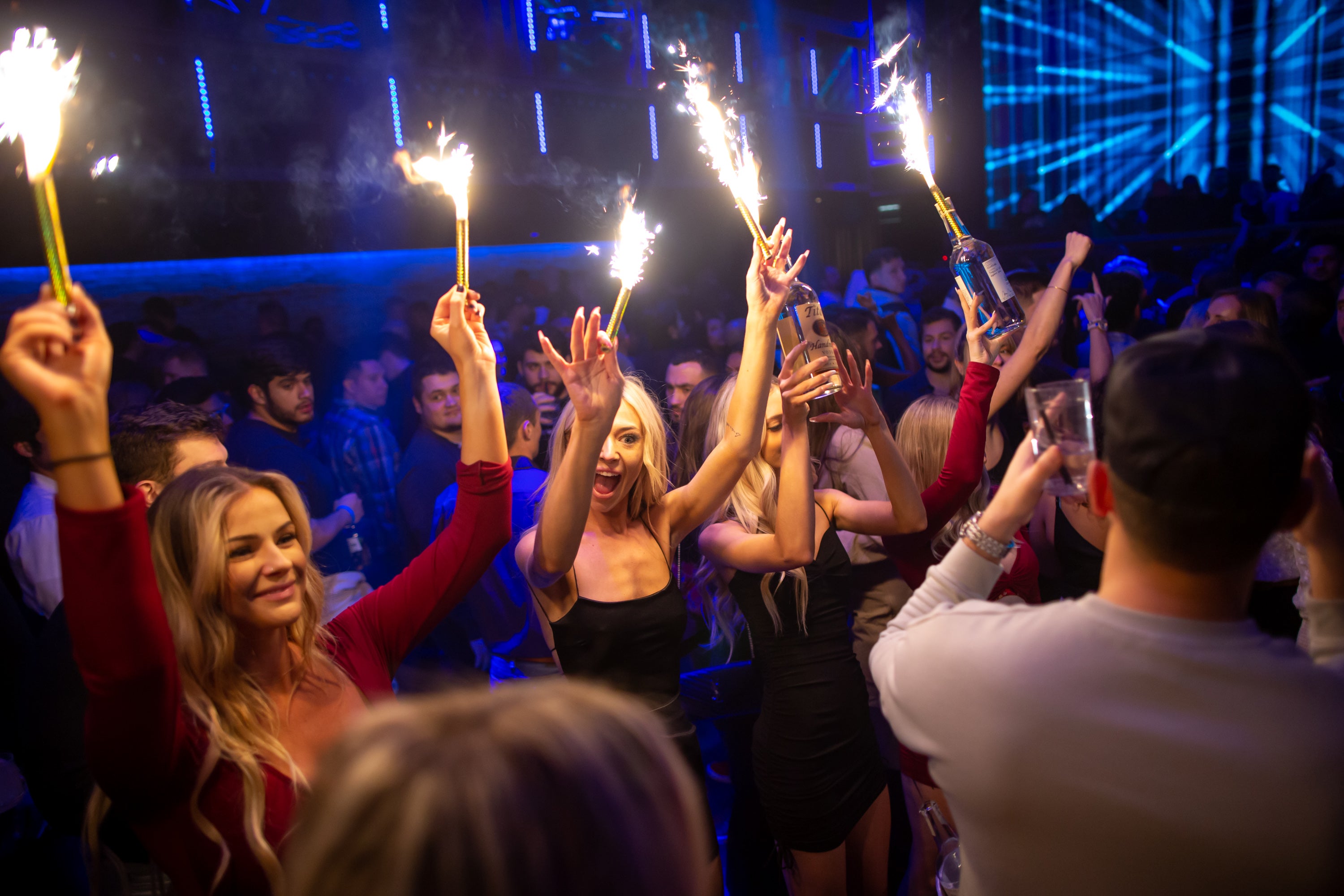 Greatest Chicago Clubs - Birthday Bottle Service